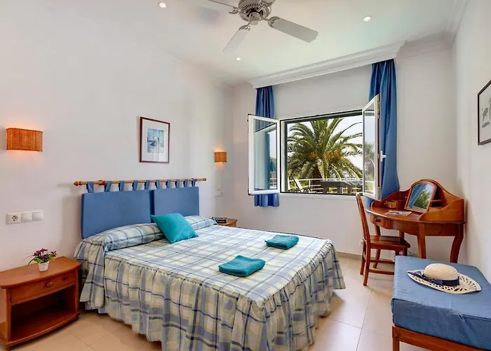 Willa Gecko By Santo Tomás